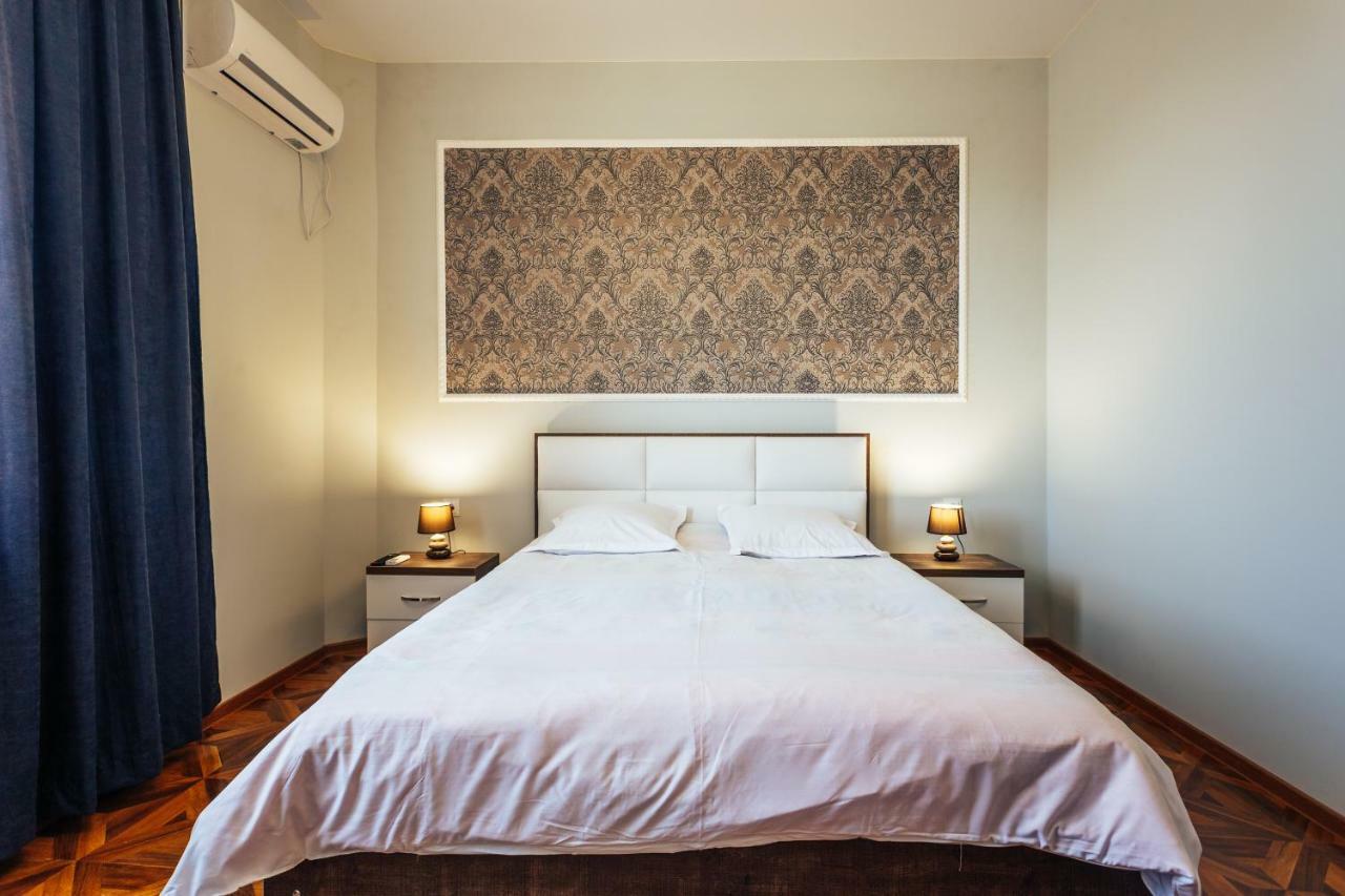 Memory House Hotel Kutaisi Bagian luar foto