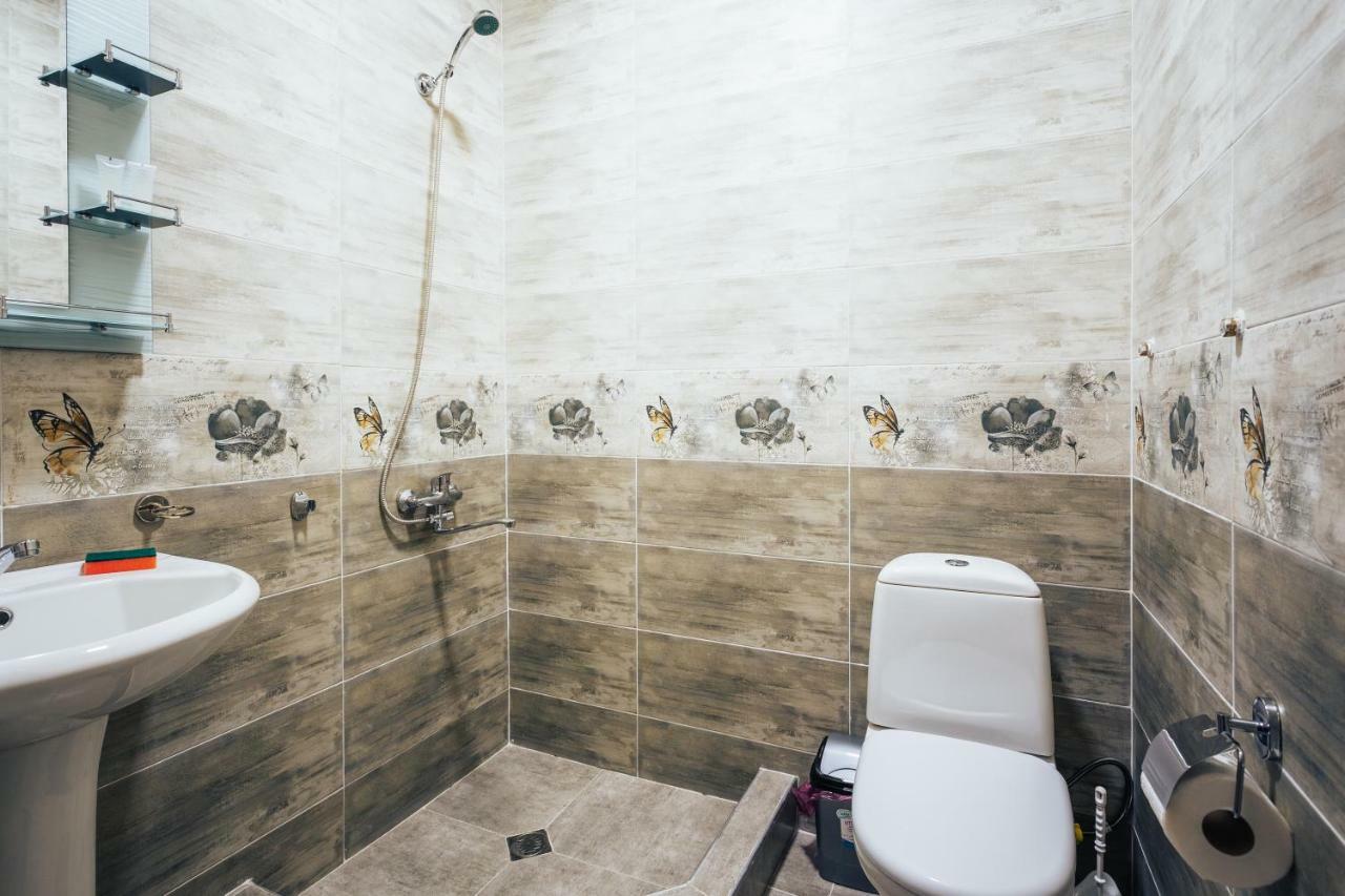Memory House Hotel Kutaisi Bagian luar foto