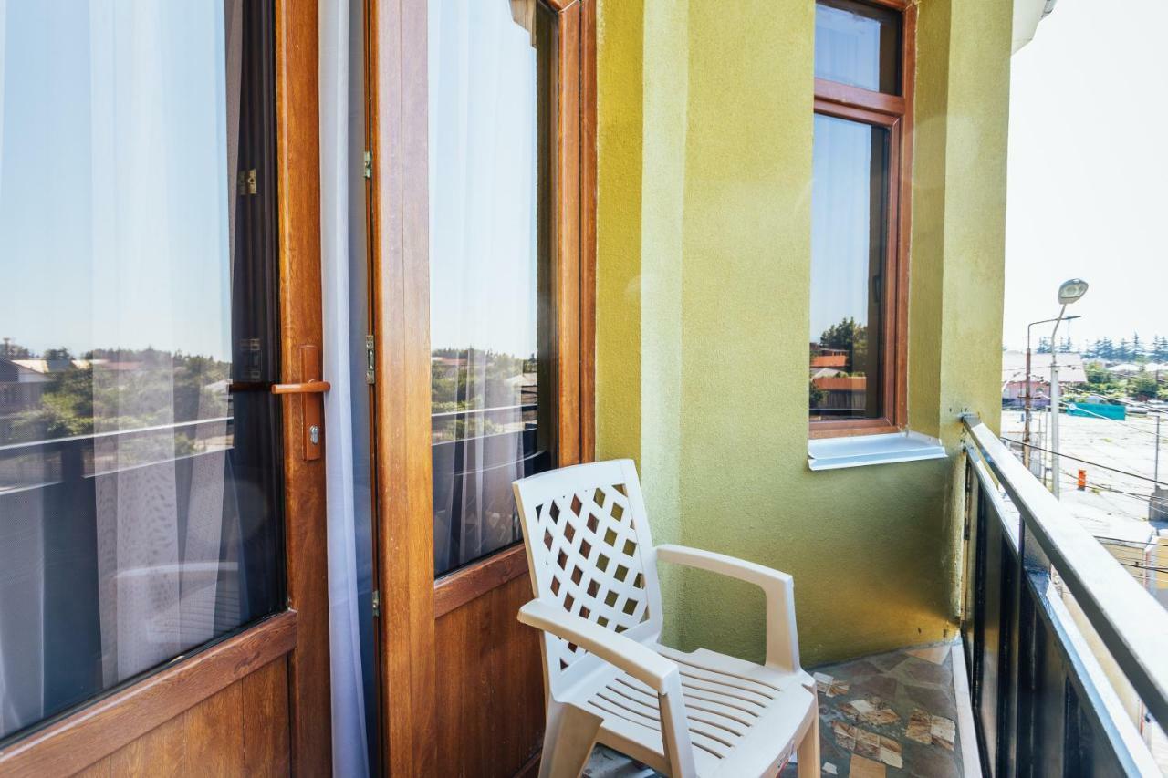 Memory House Hotel Kutaisi Bagian luar foto