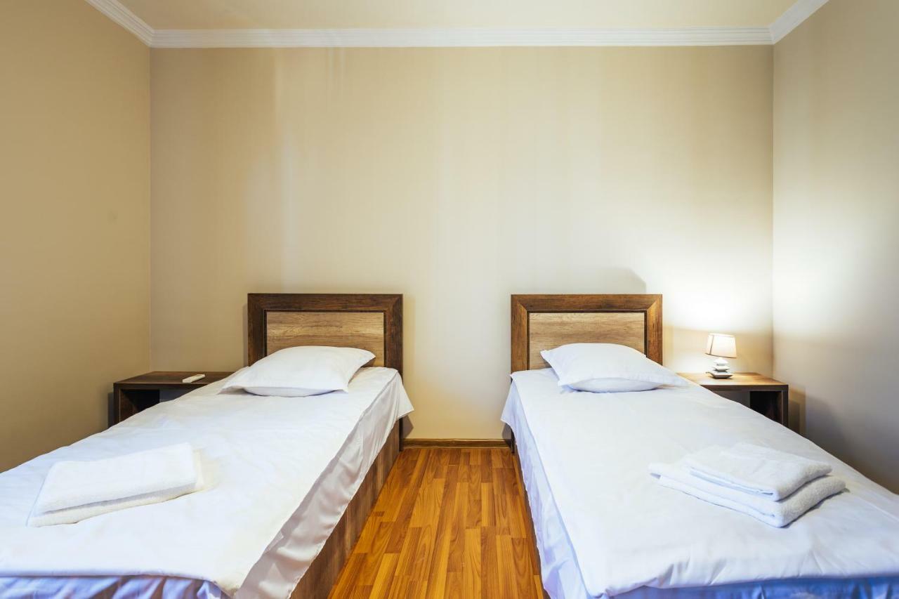 Memory House Hotel Kutaisi Bagian luar foto